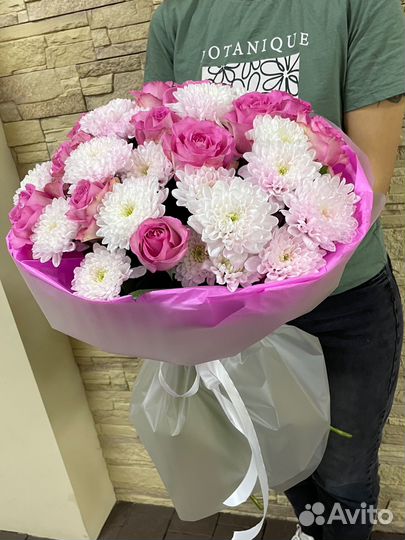 Букнт розы хризантемы