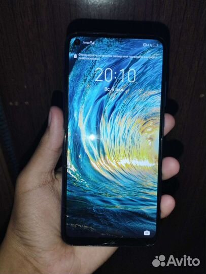 Телефон honor 9c