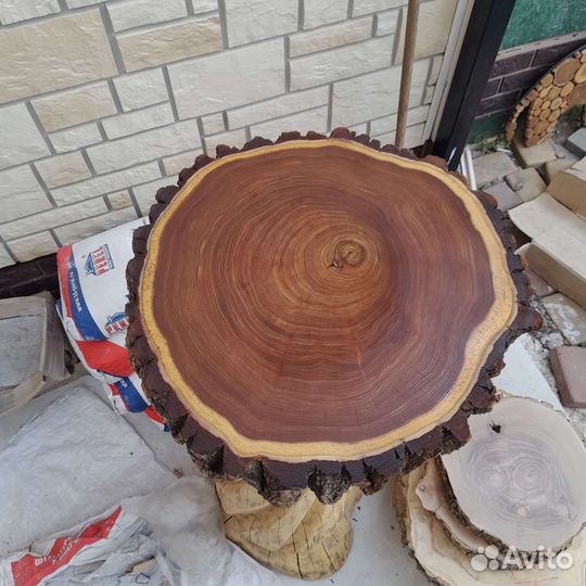 Карагач,Орех крупные спилы