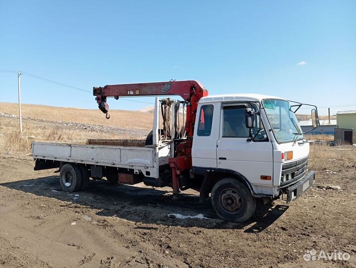 Nissan Diesel с КМУ, 1992