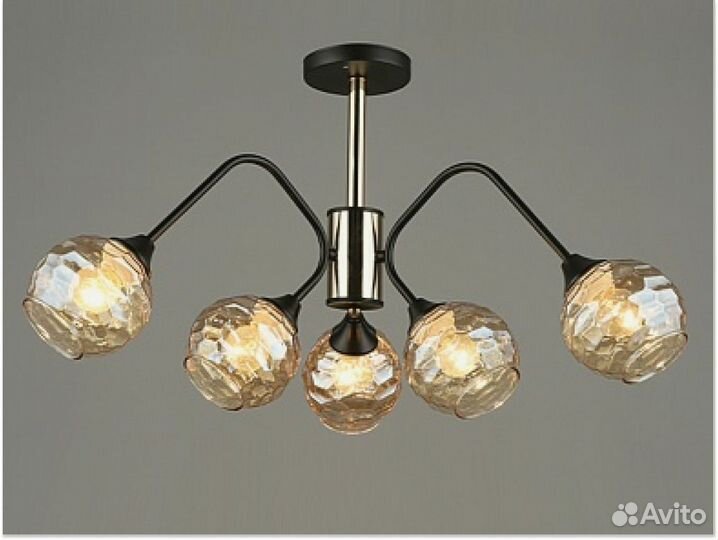 Люстра, на 22кв\м