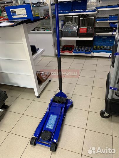 Домкрат подкатной г/п 3,5т