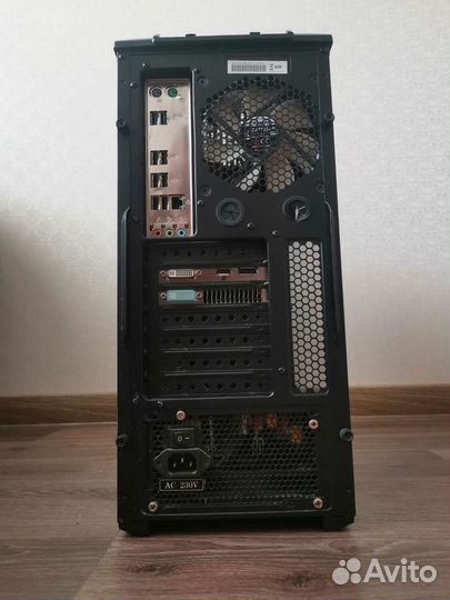 Компьютер с ништяками