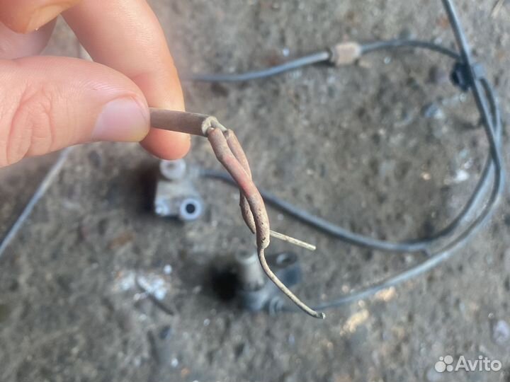 Mazda 6 gg задние датчики ABS