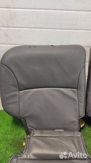 Обивка сидений Citroen C-Crosser 2007