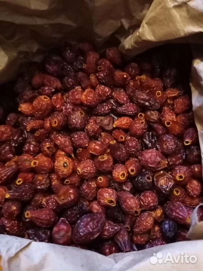 Шиповник сушеный и боярышник. Годжи и др