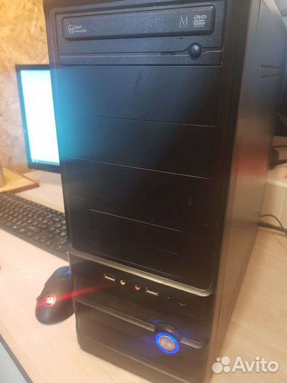 Игровой компьютер с монитором 23