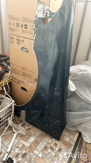 Крыло переднее левое toyota carina 210