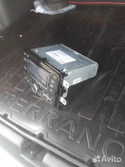 Штатная автомагнитола Duster / Terrano
