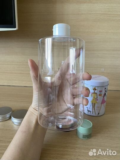 Косметические контейнеры