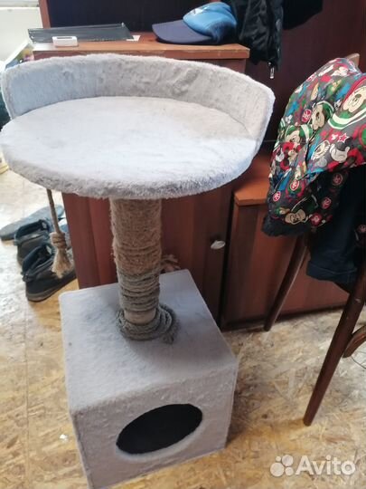 Когтеточка с домиком бу