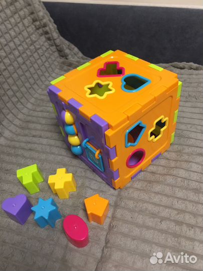 Развивающий куб сортер, пирамидка, каталка