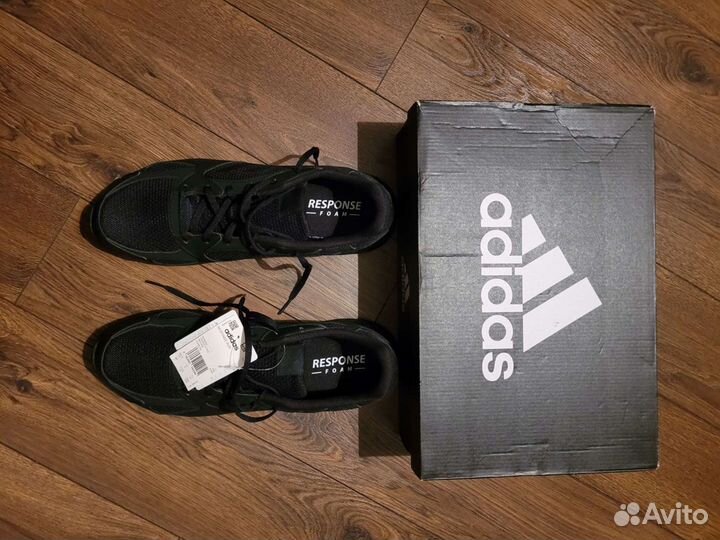 Adidas мужские кроссовки новые