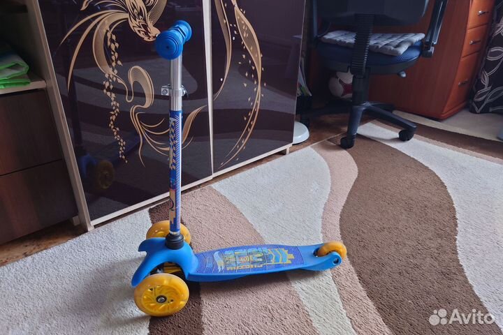 Самокат детский трехколесный бу