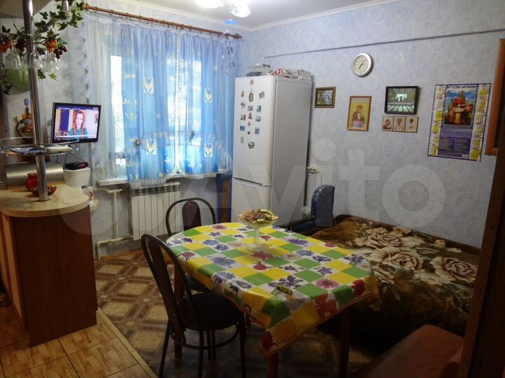 3-к. квартира, 60 м², 2/5 эт.