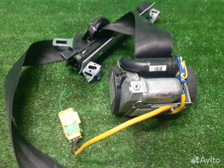 Ремень безопасности задний правый volkswagen Toua