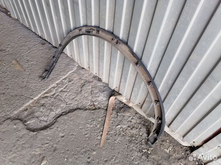 Расширитель крыла задний левый Volkswagen Tiguan 2