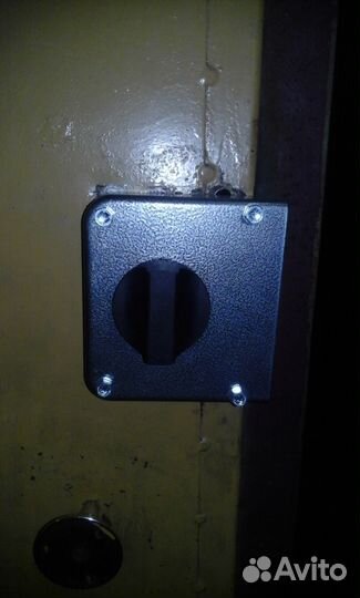 Замена, врезка,установка, ремонт замков