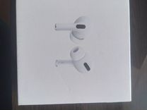 Наушники AirPods Pro MagSafeCharging Case