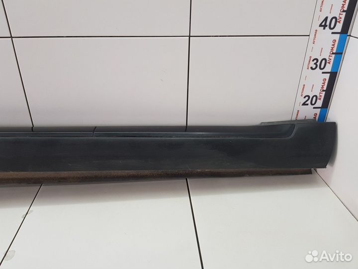 Накладка на порог левая