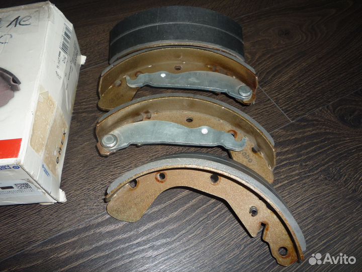 Колодки тормозные задние на Шевроле Шанс