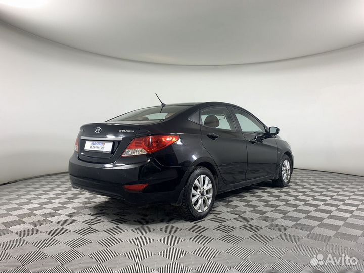 Hyundai Solaris 1.6 AT, 2011, 141 143 км