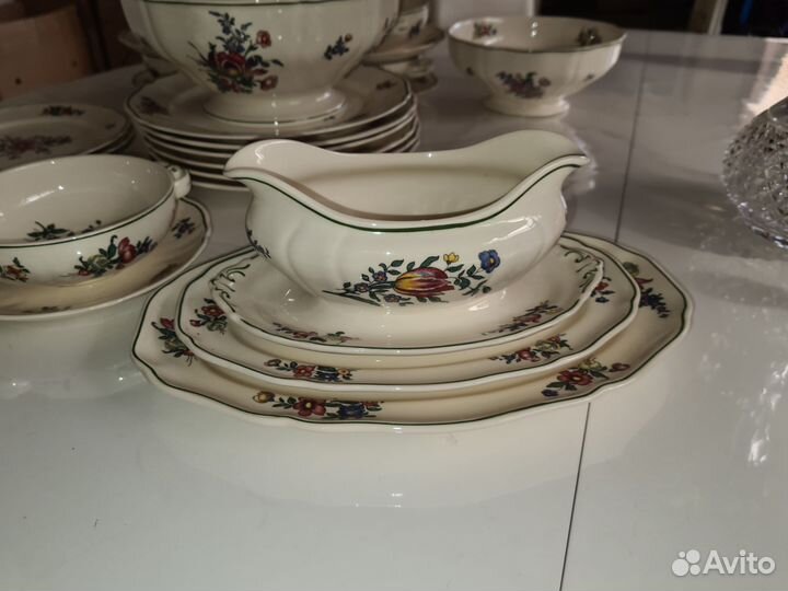 Набор столовой посуды