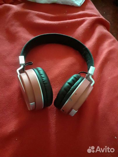 Беспроводные наушники