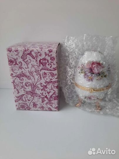 Шкатулка (яйцо) сувенир