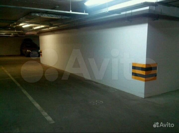 Машиноместо, 12 м²