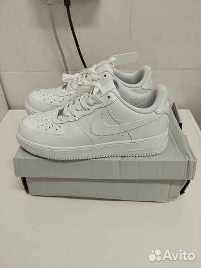 Кроссовки Nike Air Force 1 CW2288-111 белые