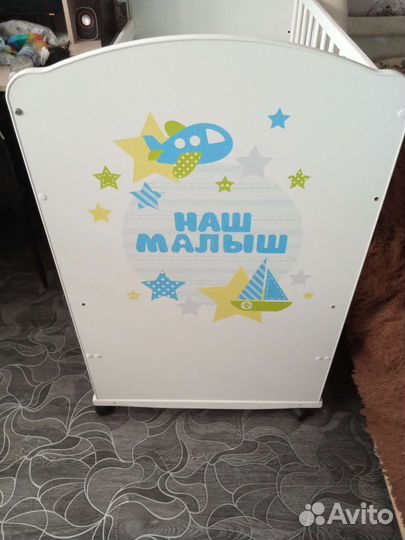 Кровать