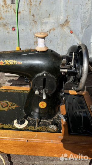 Швейная машинка ручная
