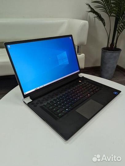 Dell Alienvare X17 R1 32/1TB