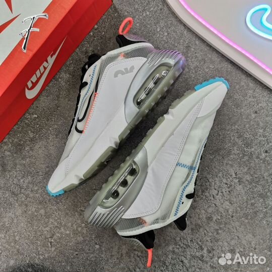 Кроссовки Nike Air Max 2090 Pure Platinum