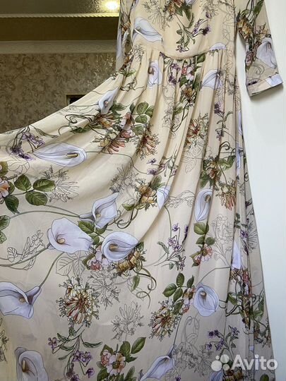 Платье очень легкое