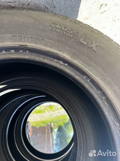 Continental ContiCrossContact LX 215/65 R16