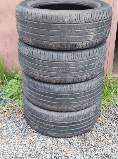 Michelin Latitude Tour HP 235/55 R17 99V