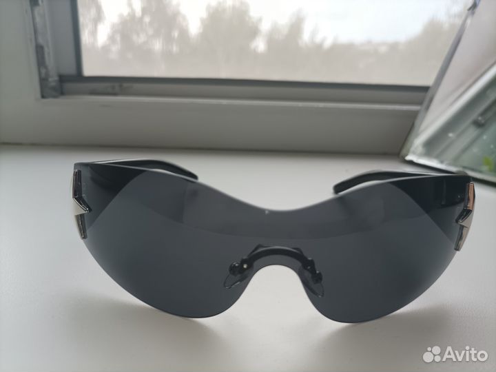 Новые солнечные очки
