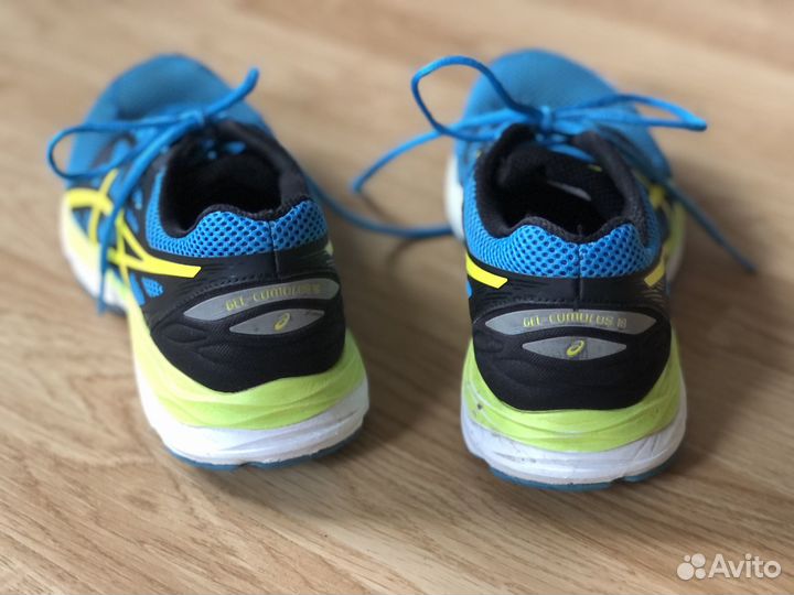 Беговые кроссовки asics