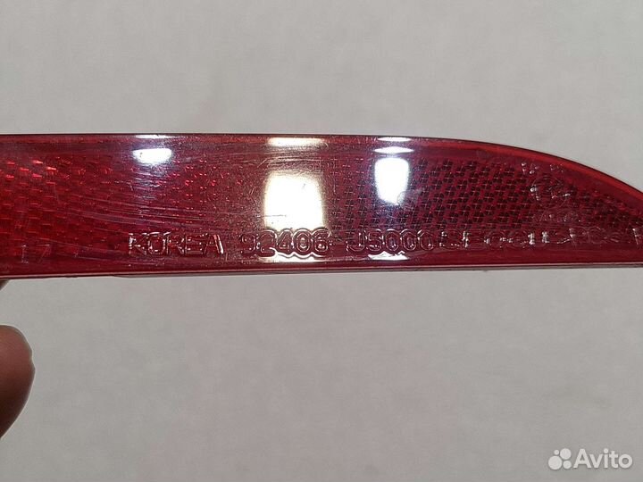 Отражатель задний правый Kia Stinger