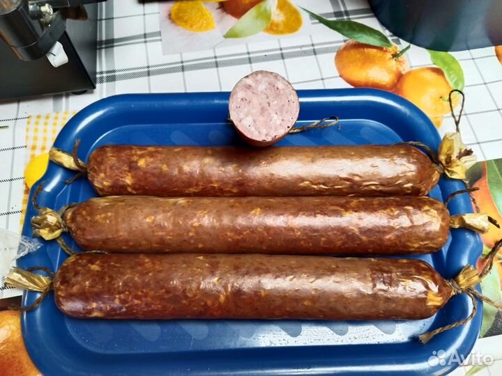 Домашняя колбаса копченая