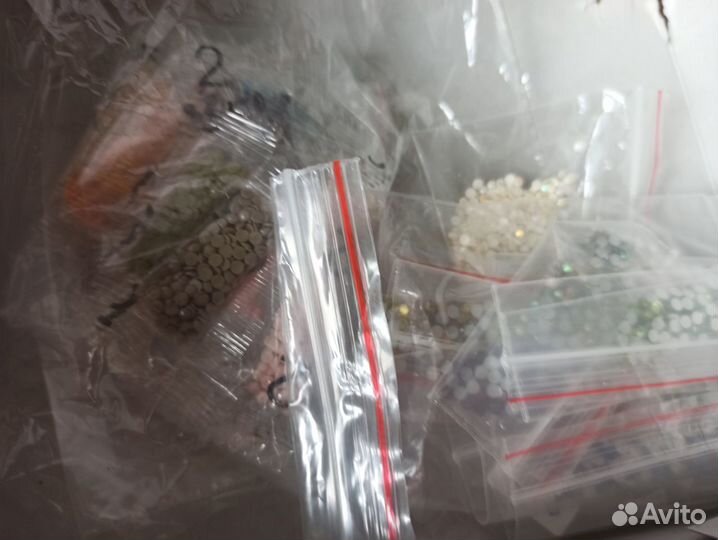 36-Стразы для алмазной мозаики