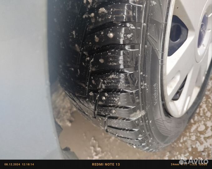 Hankook Winter I'Pike LV RW15 65 R15 92