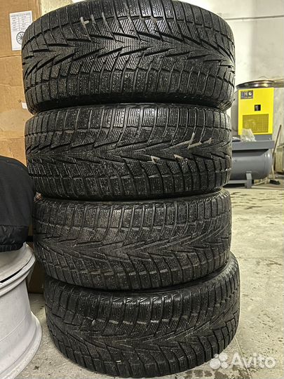 Hankook Winter I'Cept X RW10 255/45 R20