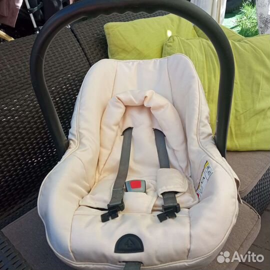 Переноска для детей в машину