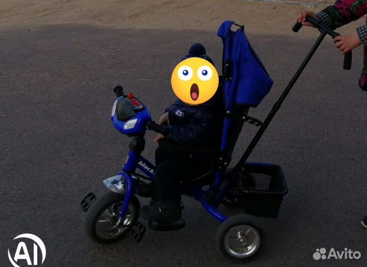 Трехколесный велосипед с родительской ручкой