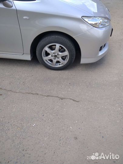 Колёса в сборе на тойоту виш 185-60-р 15, лето