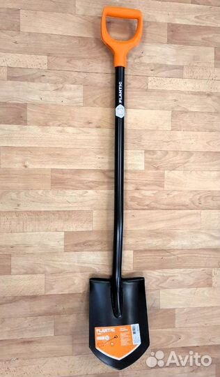 Лопата штыковая Plantic Terra