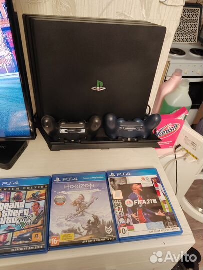 Sony playstation 4 PS4 pro